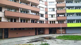 Nabízíme k podnájmu útulný byt o velikosti 1 + 1, nacházejíc