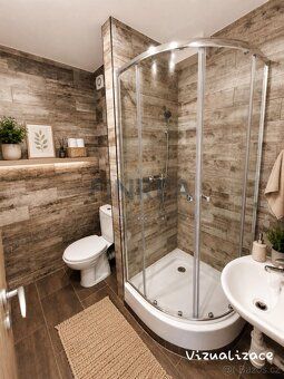 We offer clean and cozy living in a quiet part of Chomutov.