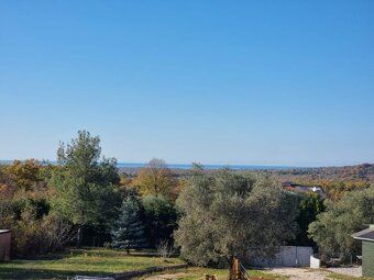 Sell half of a duplex house in Croatia. The house is turnkey - currently under construction.