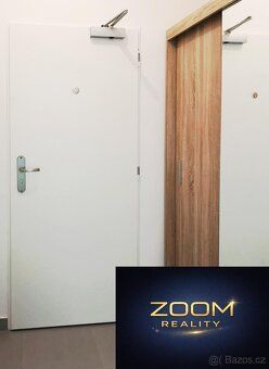 Nabídka pronájmu pěkného, zatíženého bytu s před zahrádkou, 