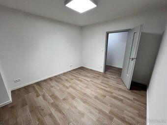 Nabízím k dlouhodobému pronajmutí byt v Červeném Kostelci v 