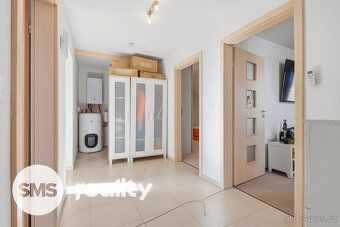 Family house 4+kk with garden, pool and garage – Ratíškovice