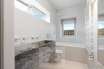 Ref #N09215 Looking for a high-quality family house in a unique location
