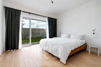 Ref #N09215 Looking for a high-quality family house in a unique location