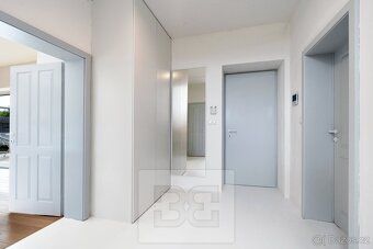 Ref #N09215 Looking for a high-quality family house in a unique location