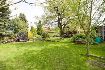 We offer for sale a two-story family house with partial furnishings, located in a quiet area…