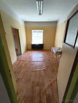 We offer a family house for sale near the D6 highway with view of Džbánské valley.