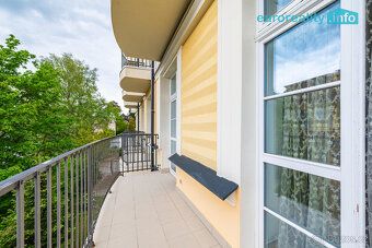 For Sale: Elegant 3+Room Apartment in Prestigious Westminster Residence