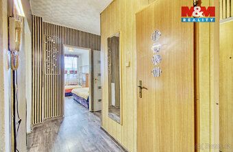 Prodej prostorného bytu 4+1 o užitné ploše 86 m² v panelovém