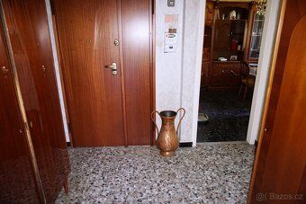 We offer for sale an apartment of layout 2+1 and approximate usable area of 60 sqm, located on…