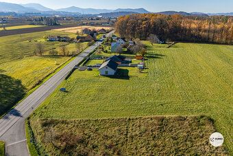 Nabízíme pozemek o výměře 1.000 m2 v obci Vojkovice u Frýdku
