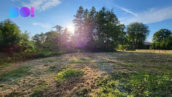 Nabízíme k prodeji stavební pozemek o rozloze 835 m². Pozeme