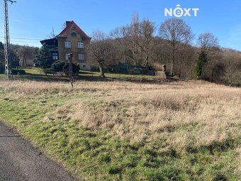 Nabízíme k prodeji stavební pozemek o výměře 2.476 m² v obci