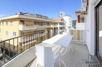 Hledáte něco speciálního jen 50 m.od moře s krytým parkovací