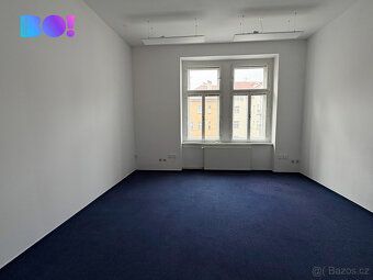 Nabízíme k pronájmu celé 3. nadzemní podlaží administrativní