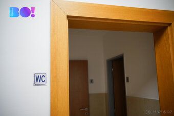 Nabízíme k pronájmu dva sousední kancelářské prostory 6.04B 