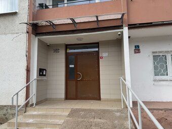 Rádi bychom Vám představili tento byt o velikosti 3+1 v cent