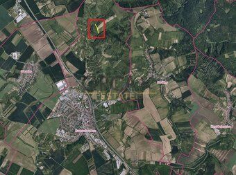 Nabízíme k prodeji spoluvlastnický podíl ve výši id. 1/4 na 
