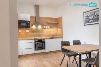 Pronájem bytu 2+1, 74 m², ul. náměstí Míru, Mladá Boleslav
N