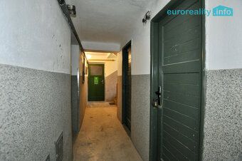 Prodej družstevního bytu 3+1 ve 2.NP malého bytového domu z 
