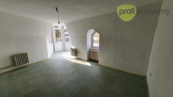 Nabízíme k pronájmu mezonetový byt v srdci Humpolce, přímo n