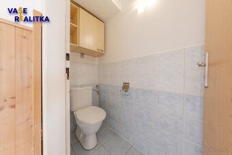 Nabízím vám ke koupi řadový dům s malou zahrádkou na ulici K