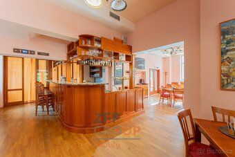 Ev.č. 00606 Nabízíme k prodeji zavedený hotel s restaurací v