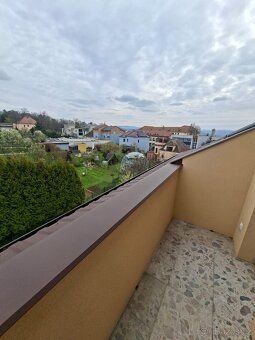 Prodej nově zrekonstruovaného zděného bytu 3+1 s lodžií - by