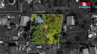 Nabízíme k prodeji oplocenou zahradu o výměře 377 m², ideáln