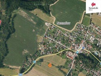V obci Neznašov, která je částí obce Všemyslice, vzdálené 4 