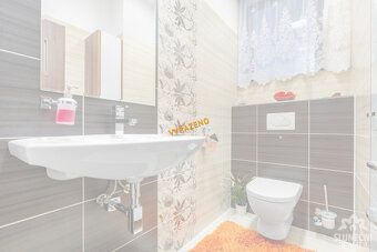 Nabízíme k prodeji samostatně stojící rodinný dům s celkovou
