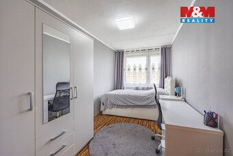 Světlý a velmi klidný byt 3+1 (z původních 3+kk) o užitné pl
