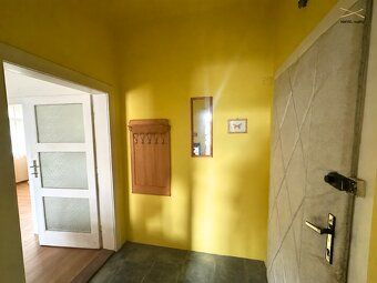 BYT 3+1, 77 m², 1. NADZEMNÍ PODLAŽÍ, SKLEP 19 m², GARÁŽ 17 m