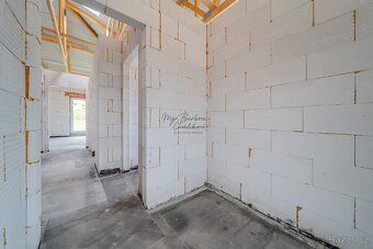 V exkluzivním zastoupení Vám nabízím prodej moderní rozestav