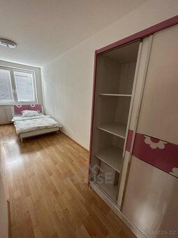 Ev.č. 01195 Nabízím k prodeji světlý a prostorný byt o celko