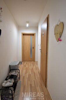 Nabízíme Vám k pronájmu byt 2+kk s pracovnou a balkonem o ce