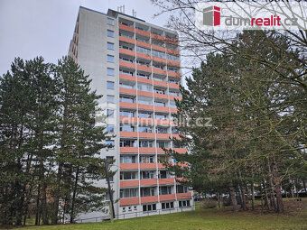 +popl. 2500, nájem 7900,-Kč + 2500,- Kč energie, kauce 16.00