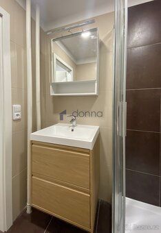 Pronájem velmi pěkného bytu 3+kk, o ploše 68m2 s lodžií, umí