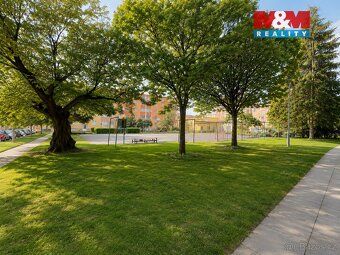 Nabízíme k prodeji světlý byt 2+1 o užitné ploše 55 m² na vy
