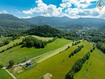 Moderní ekologický dvojdomek EcoModHomes – celoroční bydlení
