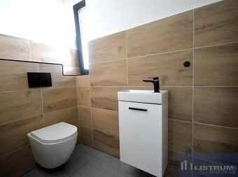 Nabízíme k prodeji novostavbu nízkoenergetického RD 4+kk, ko