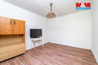 Nabízíme k prodeji samostatný rodinný dům v klidné části obc