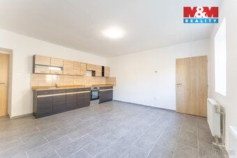 Nabízíme prostorný rodinný dům v obci Lošany, část obce Lošá