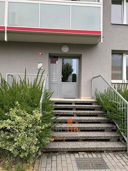 Ev.č. 00636 Ve výhradním zastoupení nabízíme k pronájmu svět