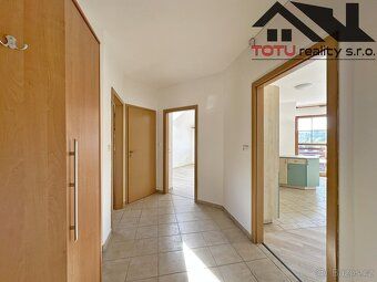 K pronájmu nabízíme pěkný byt s dispozicí 3+kk s užitnou plo