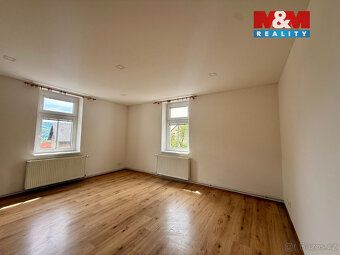 Nabízíme k pronájmu prostorný byt 3+kk o užitné ploše 60 m² 