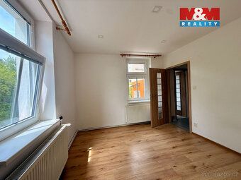 Nabízíme k pronájmu prostorný byt 3+kk o užitné ploše 60 m² 