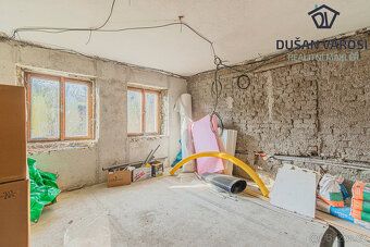 Nabízíme k prodeji rodinný dům v obci Řepová, která se nachá