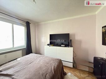 Nájem 11000 kč + služby 5500 Kč. Kauce 15000 Kč Provize 1200