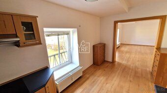 Pronájem zděného bytu o velikosti 2+kk a výměře cca 44 m2, v